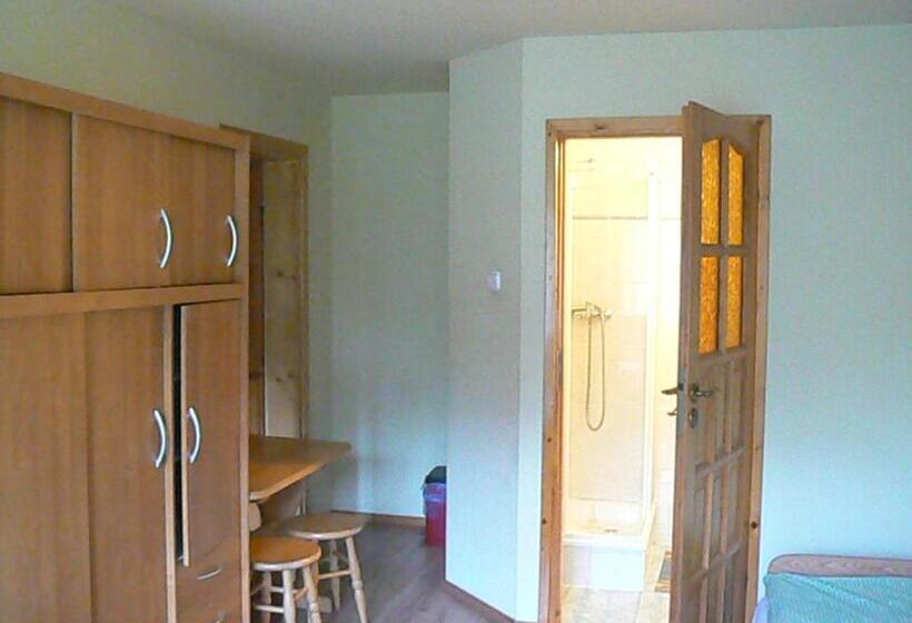 חדר סטנדרט לארבעה, Mylak Bianca