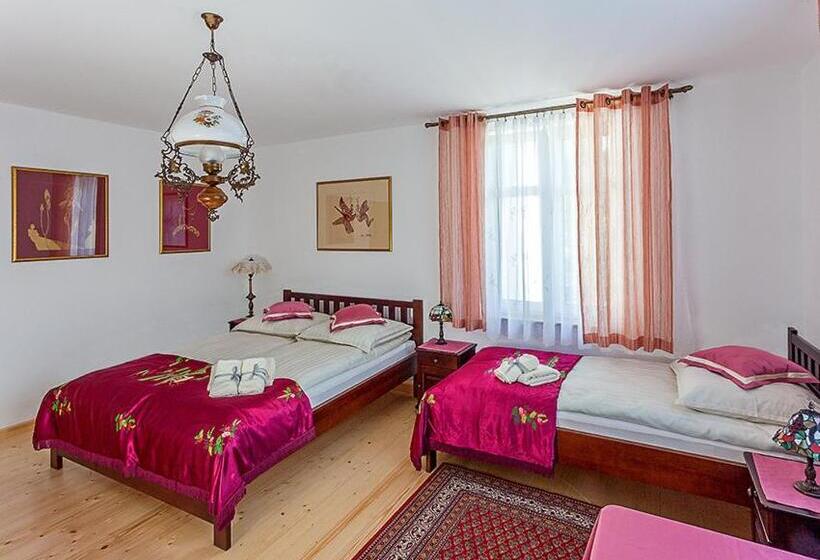 اتاق استاندارد سه نفره, Willa Bianka Szczyrk