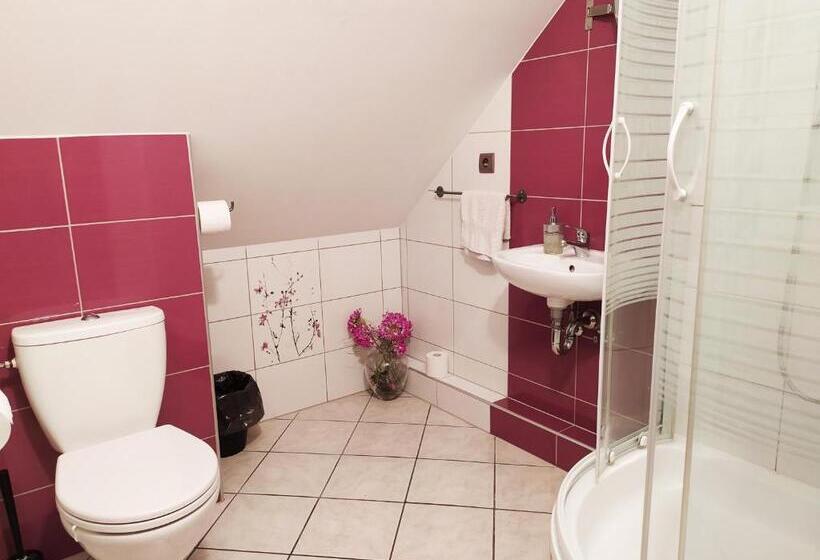 スタンダードトリプルルーム, Pensjonat Europa