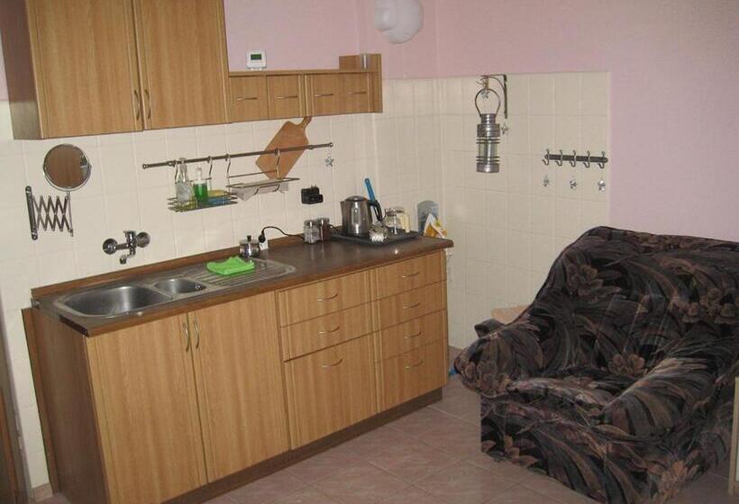 シャレー1寝室, Pensjonat Europa