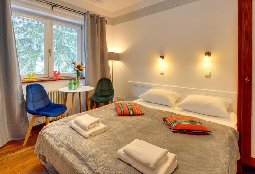 基本间, Pensjonat Willa W Parku