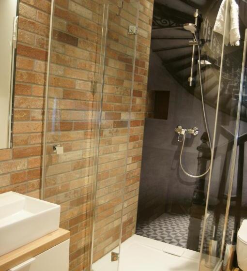 דירת חדר, Q Apartamenty