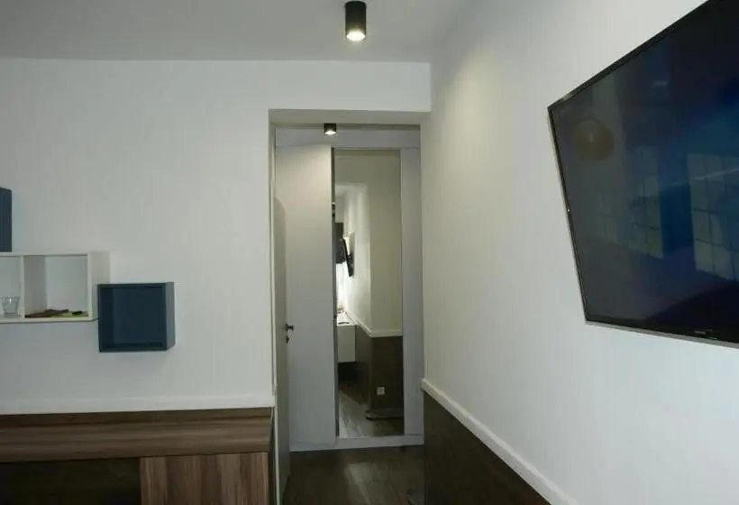 １ベッドルームアパートメント, Q Apartamenty
