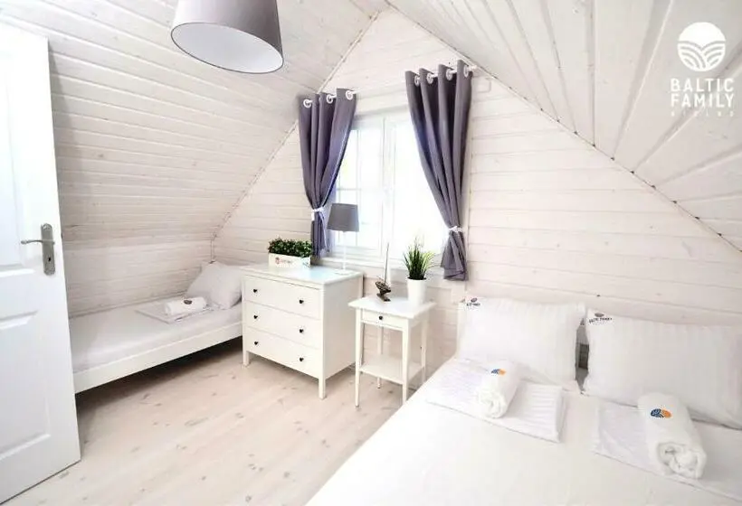 Talo 2 Makuuhuonetta, Domki Baltic Family Basen Kidsclub Rowery