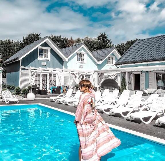 Дом 2 Спальни, Domki Baltic Family Basen Kidsclub Rowery