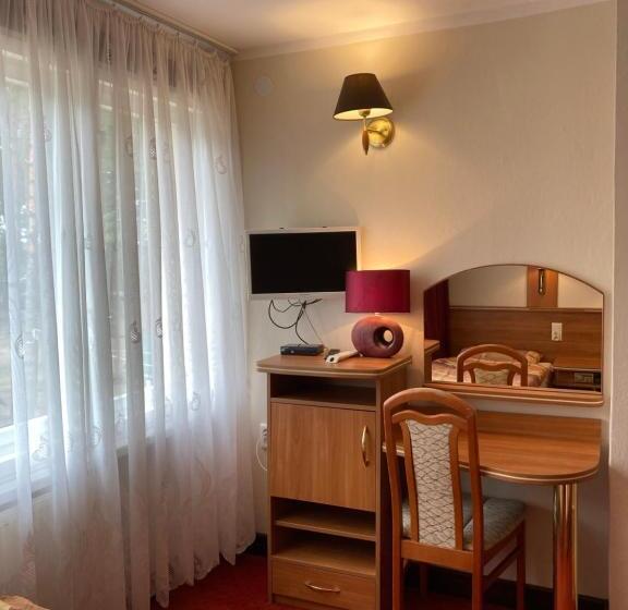 סוויטה משפחתית, Stanica Wodna Spychowo