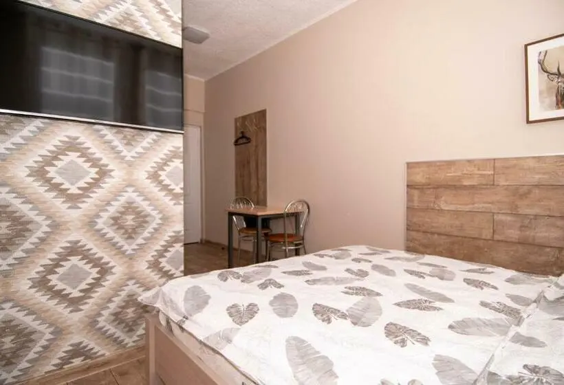 Deluxe-huone, Noclegi Elan