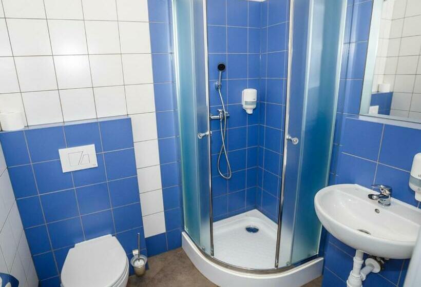 اتاق عادی یک تخته, Elemels Planet