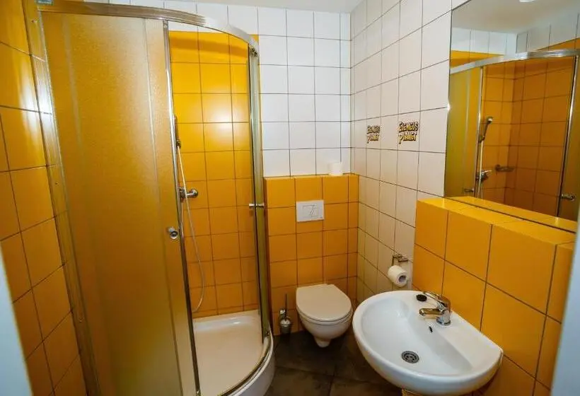 Standardzimmer, Elemels Planet