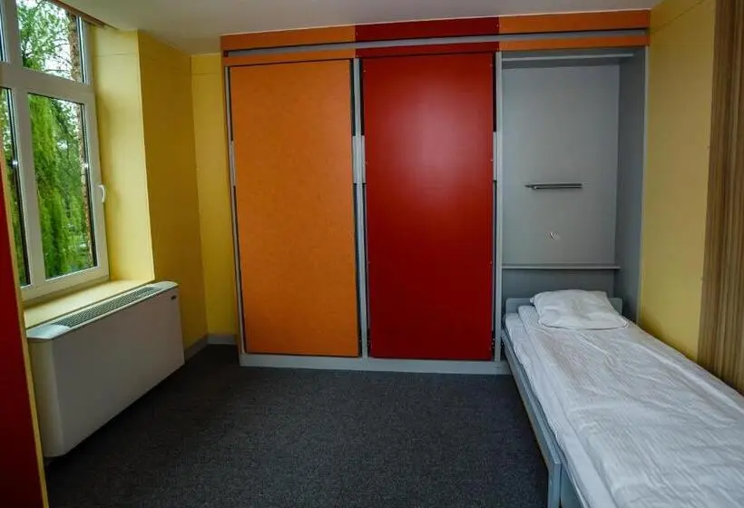 Standardzimmer (behindertengerecht), Elemels Planet