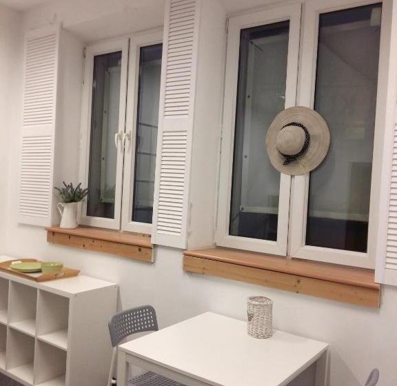 غرفة سوبيريور رباعية, Master Corner Apartment