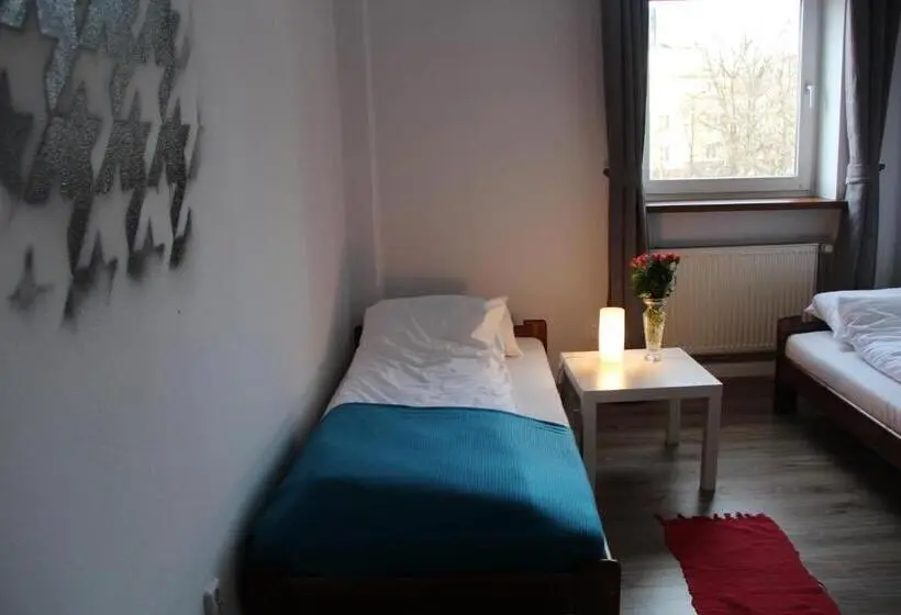 Standard Kolmen Hengen Huone, Pokoje Babina