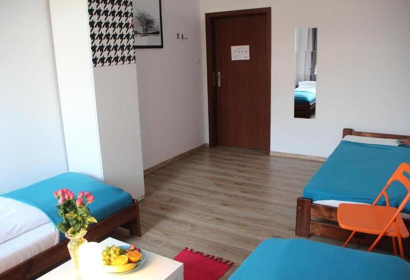 اتاق استاندارد سه نفره, Pokoje Babina