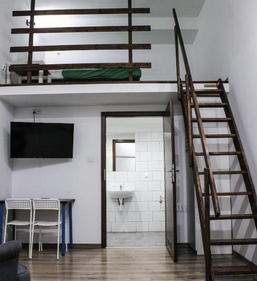 اتاق استاندارد, Pokoje Babina