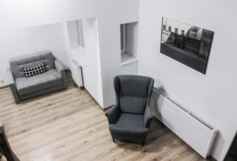 اتاق استاندارد, Pokoje Babina