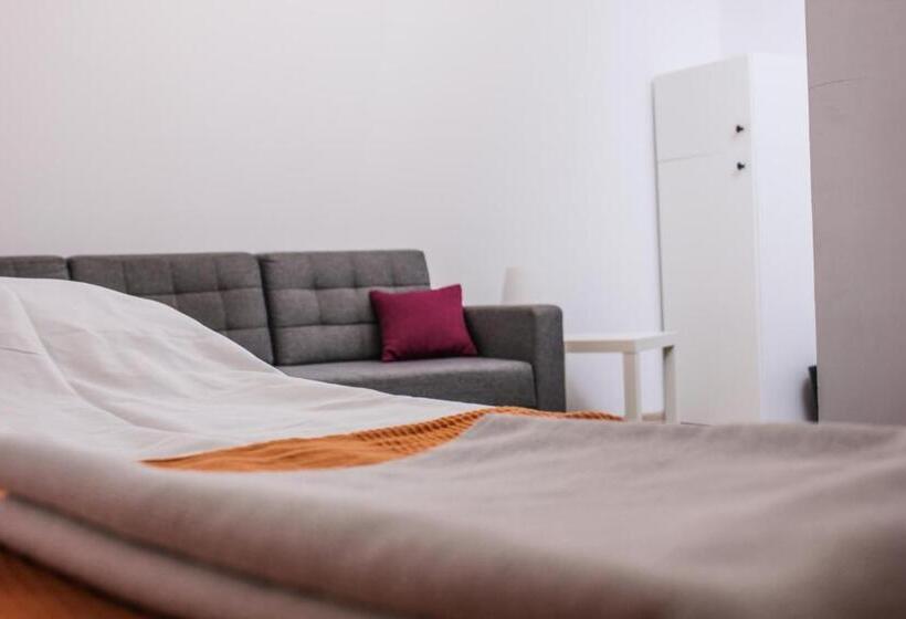 اتاق استاندارد سه نفره, Pokoje Babina