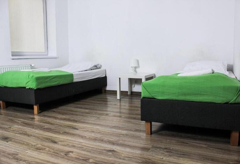 اتاق استاندارد چهار تخته, Pokoje Babina