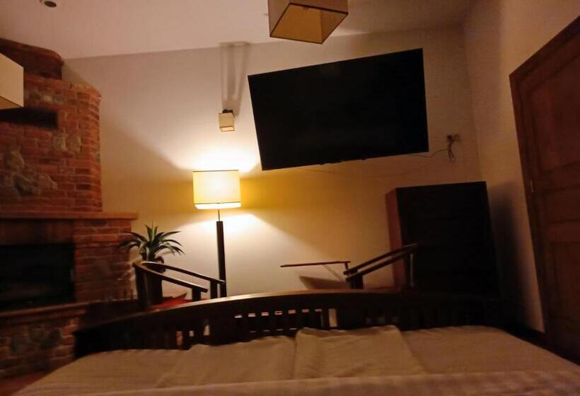 آپارتمان 1 خوابه, Polak