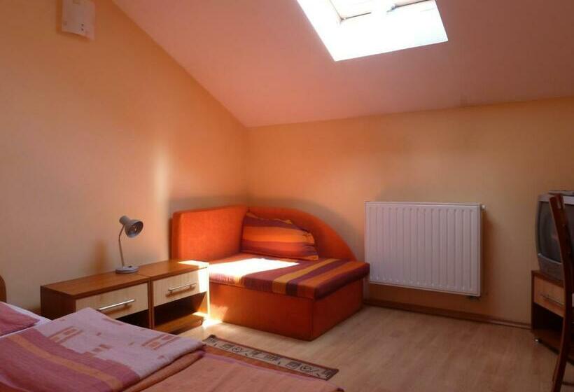 اتاق استاندارد, Zajazd Arka