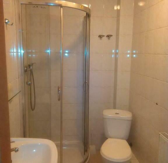 اتاق استاندارد سه نفره, Zajazd Arka