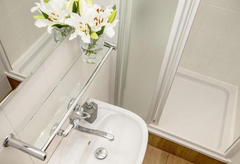 スタンダードシングルルーム, Zajazd Boryna