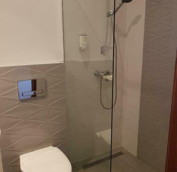 스탠다드 룸, Zajazd Pod Gwiazdami