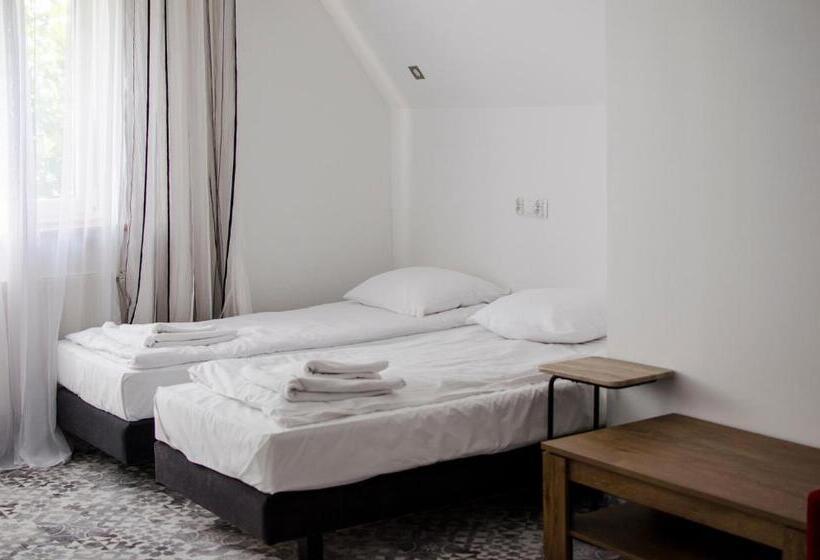 스탠다드 룸, Zajazd Pod Gwiazdami