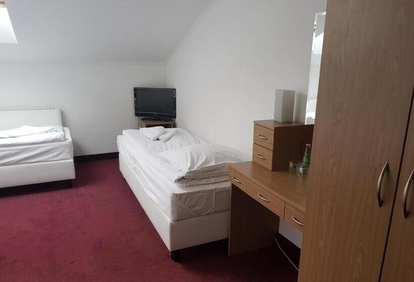 스탠다드 트리플 룸, Zajazd Pod Gwiazdami