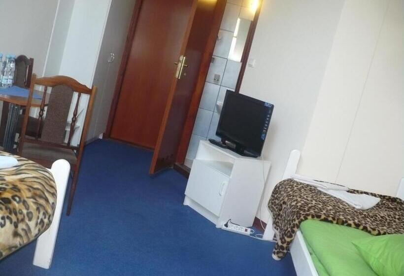 스탠다드 트리플 룸, Zajazd Pod Gwiazdami