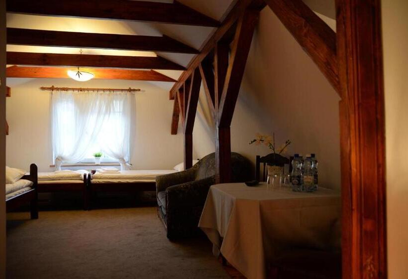 스탠다드 트리플 룸, Zajazd Pod Gwiazdami