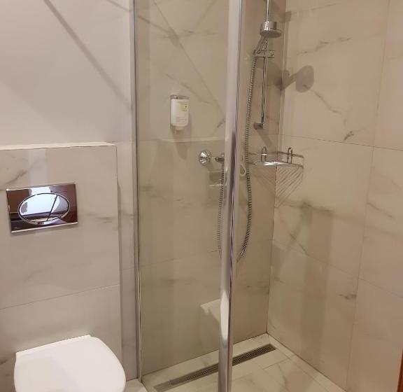 스탠다드 룸, Zajazd Pod Gwiazdami