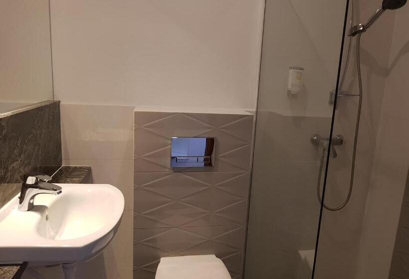 스탠다드 룸, Zajazd Pod Gwiazdami