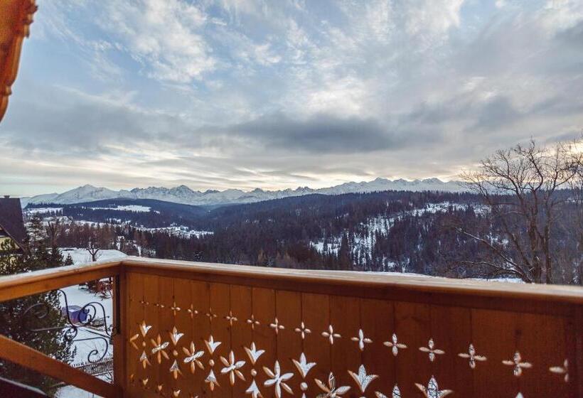 آپارتمان یک خوابه با دری مشترک که هال را جدا می کند., Górskie Wspomnienie