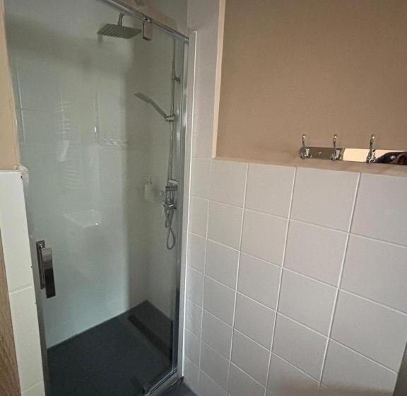 Economy Triple Room, Jaśminowe Ogrody