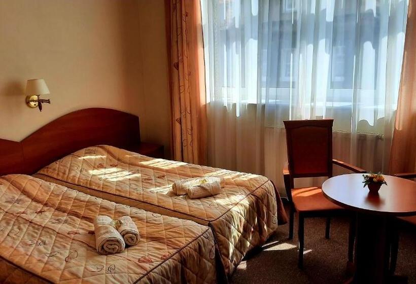 Номер Стандарт, Nasz Klub   Pokoje Gościnne