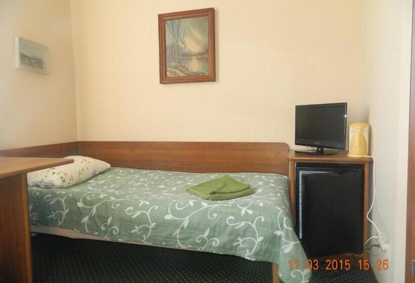 Номер Стандарт, Stary Dom