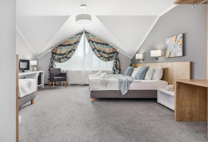 标准三人间, Willa 777 Krasickiego