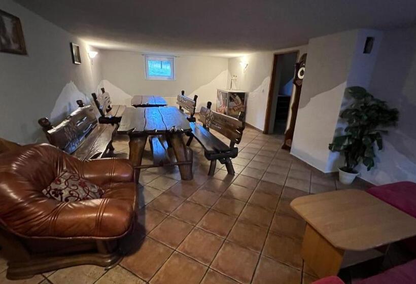 منزل غرفة نوم واحدة, Willa Larysa Agro