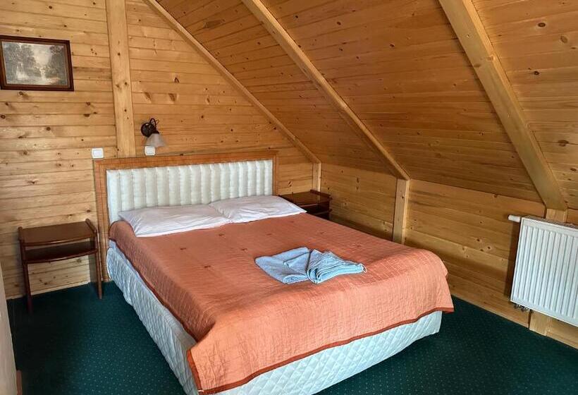 منزل 4 غرف نوم, Willa Larysa Agro