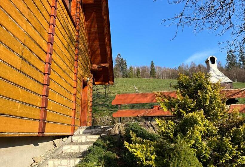 منزل 4 غرف نوم, Willa Larysa Agro