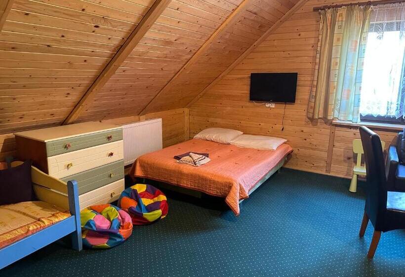 منزل 4 غرف نوم, Willa Larysa Agro