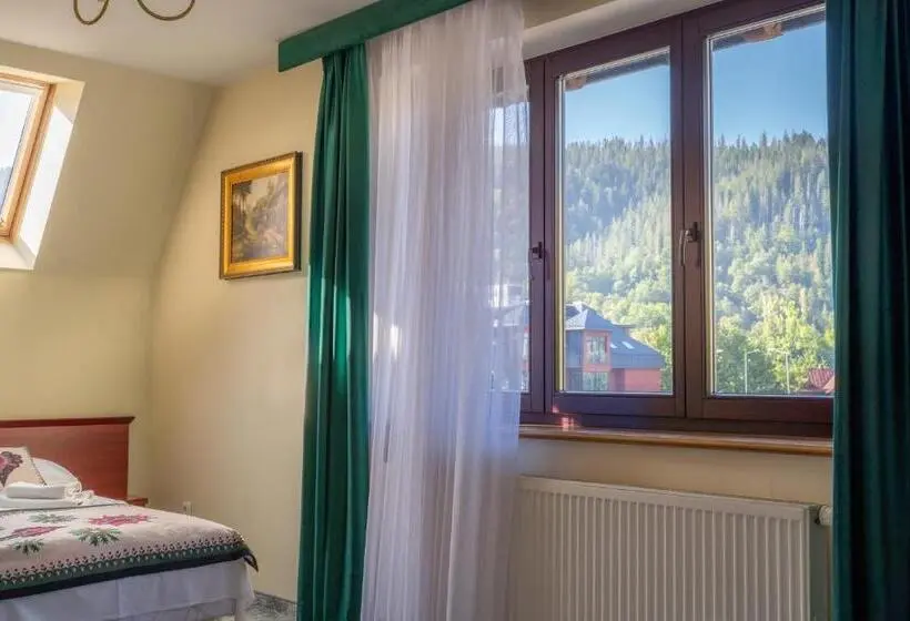 デラックスの４人部屋, Willa Monte Rosa