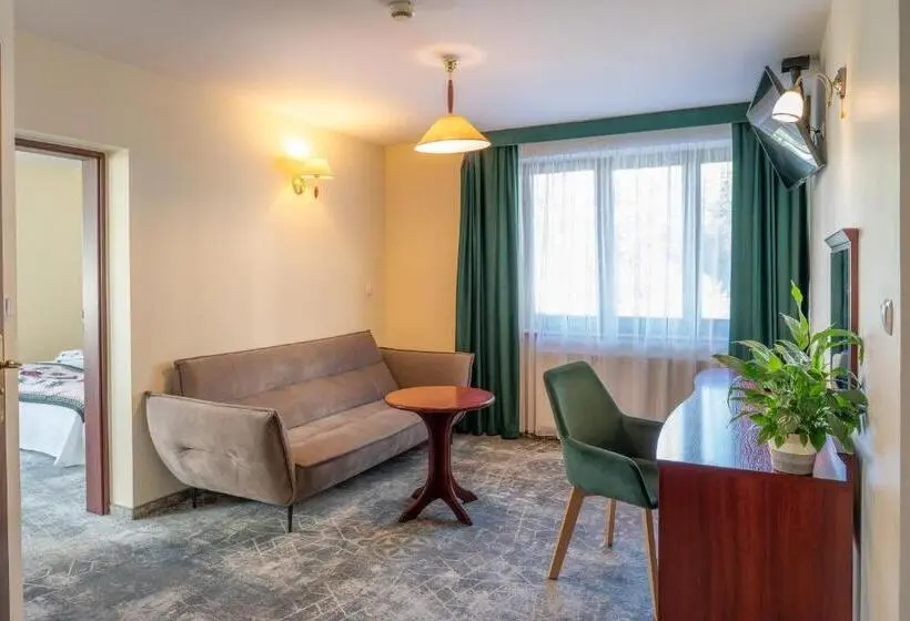 デラックスの４人部屋, Willa Monte Rosa