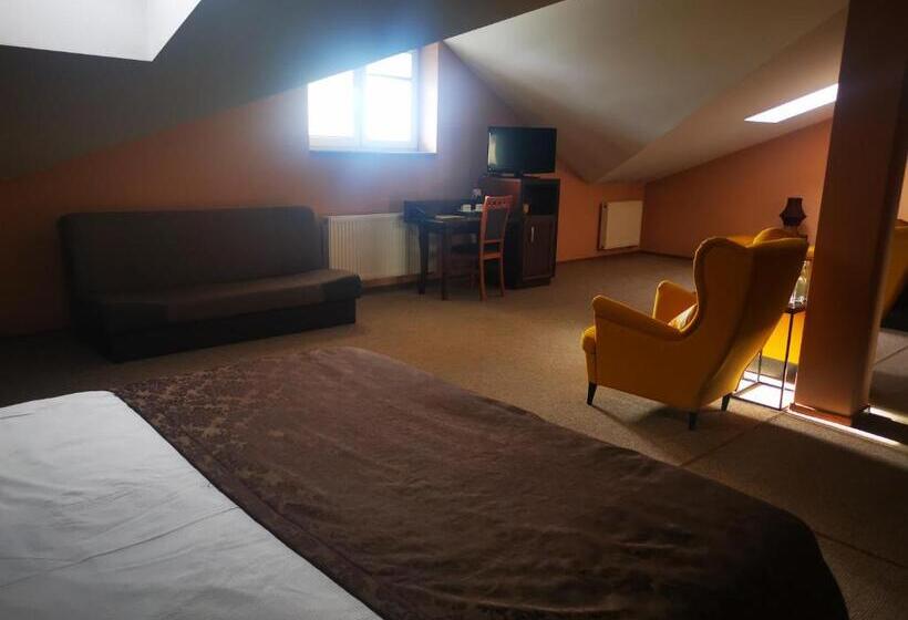 スーペリアファミリールーム, I Restauracja Bona