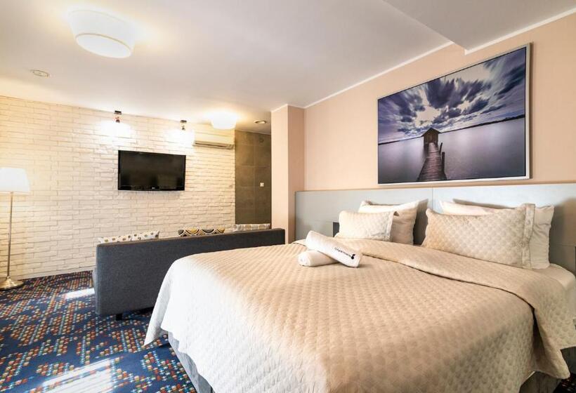 غرفة قياسية, Jj Sport Concept