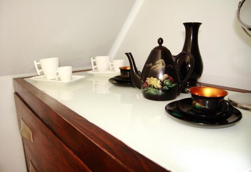 スタンダードルーム, Pałac Bażantarnia