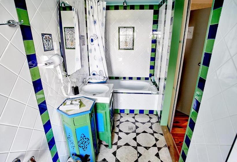 スタンダードトリプルルーム, Pałac Bażantarnia