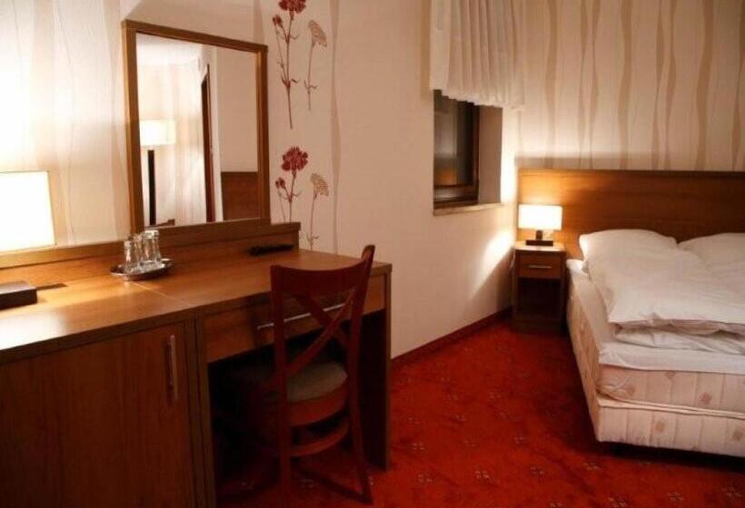 חדר סטנדרט יחיד, & Restauracja Timberland