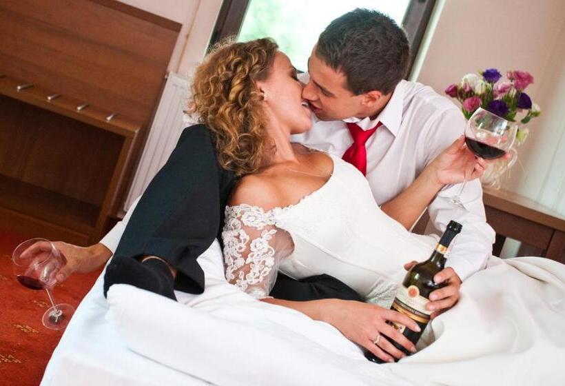 דירה בת חדר שינה 1 עם מרפסת, & Restauracja Timberland