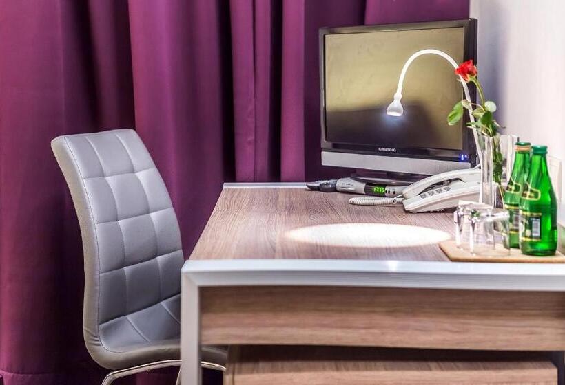 חדר סטנדרט, Tm